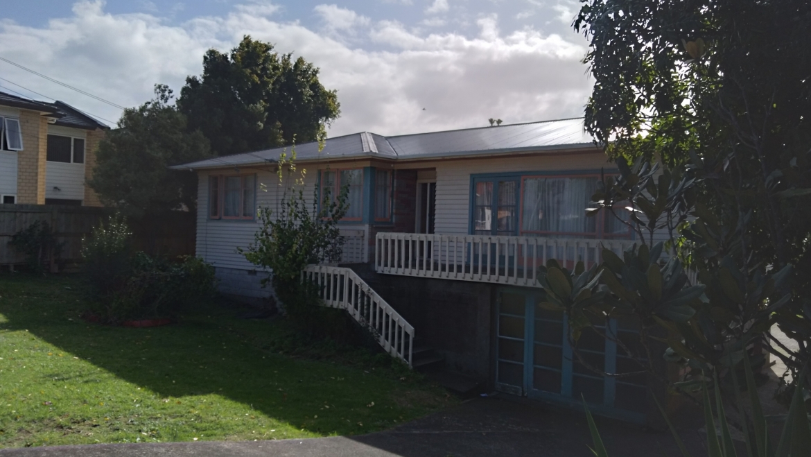SOLD – Pa Road Papatoetoe 3 bedroom – House for Removal