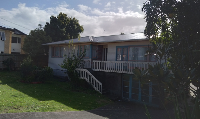 SOLD – Pa Road Papatoetoe 3 bedroom – House for Removal